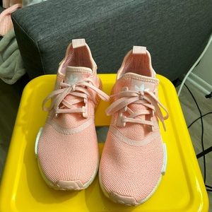 Adidas NMD R1 Boost Pink Running shoes